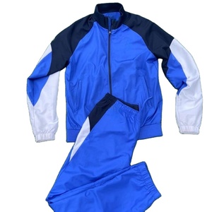 ชุดวอร์มแบบยูนิเซ็กซ์คุณภาพสูง ปรับแต่งได้ พร้อมโลโก้และดีไซน์เฉพาะตัว - Product Image 1