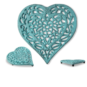 2025 Hot Selling Metallic Silver Plated Heart Shape Design Modern Size Metal <b>Trivet</b> for Hot Dishes Pot for Home and <b>Kitchen</b> Use - Product Image 2