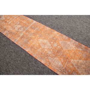 พรมวินเทจขนาดเล็ก 2.3x11.9 ฟุต พรมลายเรขาคณิตสีส้มสไตล์ตุรกี Herki - Product Image 4