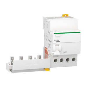 Per interruttori automatici scatolati SCHNEIDER ELECTRIC A9Q61425 Vigi IC60 4P 25A 30mA tipo SI con blocco aggiuntivo differenziale per protezione da dispersione a terra - Product Image 1