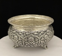 Bol Urli en argent plaqué avec gravure en cuivre à motif floral pour la décoration de la maison, bols flottants à fleurs pour la décoration de fête de mariage