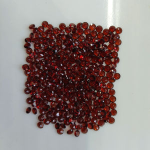 พลอยโกเมนแดงธรรมชาติ 3.75 มม. ทรงกลมเจียระไนแบบบริลเลียนท์ คุณภาพดีที่สุด สำหรับทำเครื่องประดับ - Product Image 5