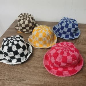Sombrero de Ganchillo Personalizado para Mujer, Estilo Europeo Americano, a Cuadros, para el Sol, Tejido a Mano, para Uso Diario, Fiestas, Actividades al Aire Libre, de Hilo de Algodón y Lino - Product Image 1