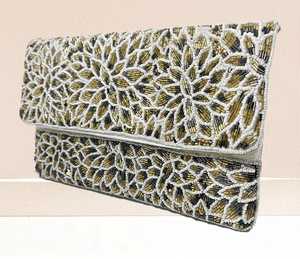 Bolso de mano de lujo con estampado de diamantes de imitación de cristal con patrón de sobre a rayas para uso nocturno de fiesta estilo cruzado - Product Image 1