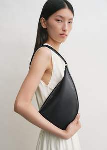 Bolso bandolera compacto de cuero Arixel - Product Image 2