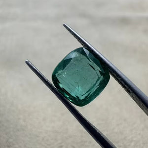 Zambian ธรรมชาติเกรดพรีเมี่ยมไม่ให้ความร้อน2.63กะรัตตัดมรกต8.2x8.2มม. สำหรับการใช้เครื่องประดับระดับไฮเอนด์ - Product Image 1