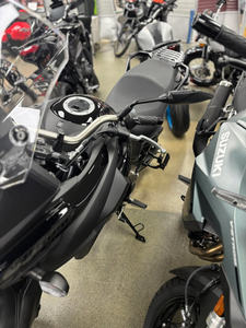 Motocicleta Deportiva V-Stroms 650 XT 645cc 2025/2026 Nueva Certificada con 3 Años de Garantía y Lista para Exportar - Product Image 3