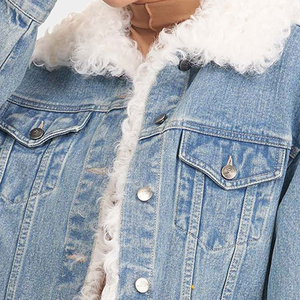 Femmes Nouvel Article Couleur unie Tendance Look Fausse Fourrure Denim Veste Meilleur Coton Fait Boutons Style Street Wear Femmes Jeans Veste - Product Image 6