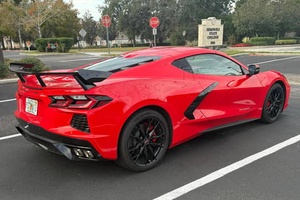 Auto Usata Economica e Pulita: Chevrolet <span class=keywords><strong>Corvette</strong></span> Stingray Coupé 1LT 2026 - Spedizione Mondiale - Product Image 3