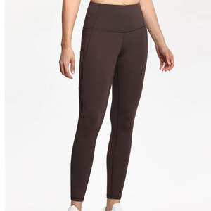 Leggings tricotés taille haute pour femmes - Vêtements de fitness écologiques sans coutures - Activewear - Faible MOQ 25 pièces - Fabricant pakistanais - Product Image 1