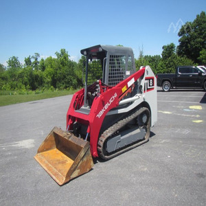 TAKEUCHI TL8 Compact Track Loader 74HP Kubota Diesel Track Loader For Sale - Product Image 1