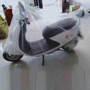 Vente en gros de housse de voiture jetable pour vêtements de voiture housse transparente anti-poussière anti-pluie pour voiture complète - Product Image 2