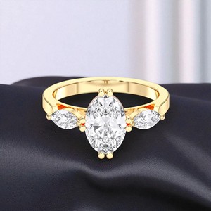2.40 carats F-G/VS Lab Grown Marquise & Oval Cut Diamond 3 Stone Prong Set Bague de fiançailles en or massif pour femme - Product Image 2