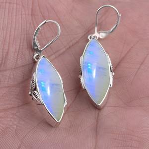 Boucles d'oreilles accessoires pour filles Boucles d'oreilles pierre de lune bleu feu Boucles d'oreilles en argent sterling massif 925 Bijoux - Product Image 2