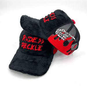 COMMERCE en MFG Casquette de camionneur en maille brodée 3D personnalisée Chapeau long en velours avec broderie bouffante pour plage en plein air Utilisation décontractée - Product Image 1