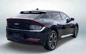 Hyundai EV6 2024 Usado, Tracción Total, Volante a la Izquierda, Asientos de Cuero, Cámara Trasera, Excelente Estado, Sin Accidentes - Product Image 3