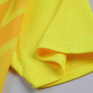 Conjunto de Uniforme de Fútbol Ligero Personalizado 2025, Jersey y Pantalones Cortos de Alta Calidad 100% Poliéster de Secado Rápido en Venta - Product Image 5