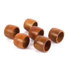 Ronds de serviette en bois artisanaux de style ferme pour des repas rustiques élégants et idéaux pour les mariages ou les repas décontractés - Product Image 4