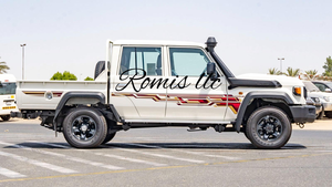 Toyota Land Cruiser 79 Pickup Double Cabine 4.5L Diesel V6 Automatique 2024 d'occasion, premier propriétaire, conduite à gauche - Product Image 6