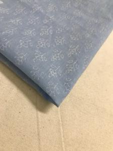 Tissu en coton imprimé à la main avec un motif floral miniature, textile indien minimaliste Buti - Product Image 4