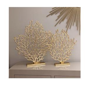 Œuvre d'art sculpturale en aluminium coulé développée pour ajouter de l'intérêt visuel, une esthétique luxueuse et un charme intérieur contemporain - Product Image 4