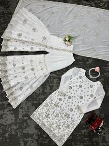 Salwar Kameez Sharara Traditionnel Brodé pour Femme, en Georgette Étoilée, Coupe Classique, Séchage Rapide, Toutes Saisons, Idéal pour Fêtes et Plage - Product Image 6