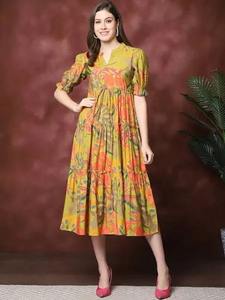 Robe en coton imprimé floral indien fait à la main pour femmes, cadeau de voyage et de mariage d'été élégant ODM Supply Natural Waistline - Product Image 2