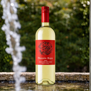 Dragon Rojo - Vin Blanc Semi-sec 100% Airen 11% ABV Vin Blanc Espagnol 750ml - Product Image 2