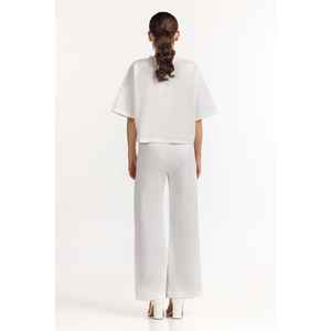 Chemise blanche texturée à col rond tissée WM-KTP-SS24-105 en tissu uni teint - Product Image 5