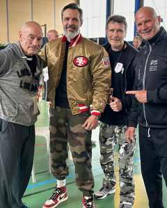 Blousons Bomber Homme Personnalisés en Satin avec Deux Poches Latérales – Coton et Polyester – Qualité Supérieure – En Vente - Product Image 3