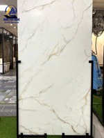 Proveedor de Vietnam, Azulejos de Porcelana Pulidos de Mármol Blanco de 600x600 mm, 8 mm de Grosor, para Pisos y Paredes, Uso en Supermercados, Garantía de 3 Años