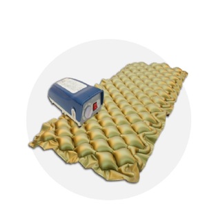 Lit d'hôpital à air alternant anti-escarres avec pompe à air automatique pour lit de soins infirmiers - Product Image 3