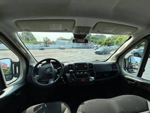 Auto Usado de Calidad a Precio Accesible, R-A-M Pro-Mas-ter 2020, Volante a la Izquierda - Product Image 4