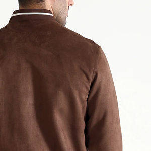 Chaqueta Varsity Acolchada con Capucha para Hombre, Cálida para Invierno, Tejido Grueso de Poliéster/Algodón de 500g, Logotipo Bordado Personalizado - Product Image 5