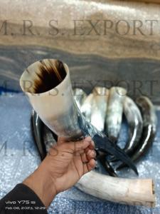 Cuerno para Beber Vikingo de Buey, Auténtico Cuerno para Beber Medieval de Vaca y Búfalo, Estilo Vikingo a Precios Asequibles - Product Image 4