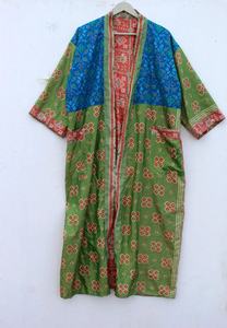 Femme Kimono en soie Vintage Kimono Robe Pour Femme Boho Kimono - Product Image 4