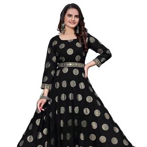 Wholesale Indian Pakistani Clothing Gold Foil Print Faux Georgette Embroidery Sequence Work Kurtis Attached Cotton Lining Online - Product Image 1