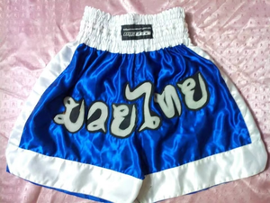 กางเกงขาสั้นมวยไทยขาสั้นแบบซับลิเมชันออกแบบโลโก้ได้ตามต้องการ - Product Image 6
