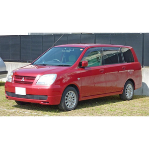 Mi-tsubishi Dion Wagon d'occasion MPV fiable et élégant, idéal pour les familles et les entreprises - Product Image 3