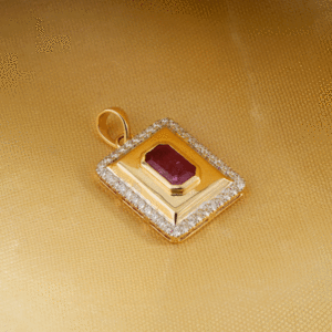 Pendentif en or avec diamant rubis - Pendentif et breloque élégants en diamant - Product Image 5