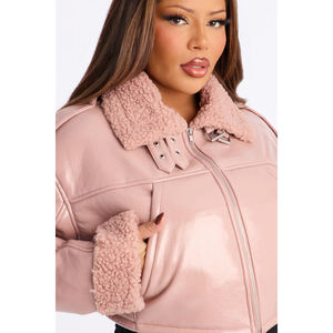 Fabricant de vestes en cuir sur mesure, veste bomber en cuir PU vintage rose occidentale de luxe à fermeture éclair pour femmes - Product Image 3