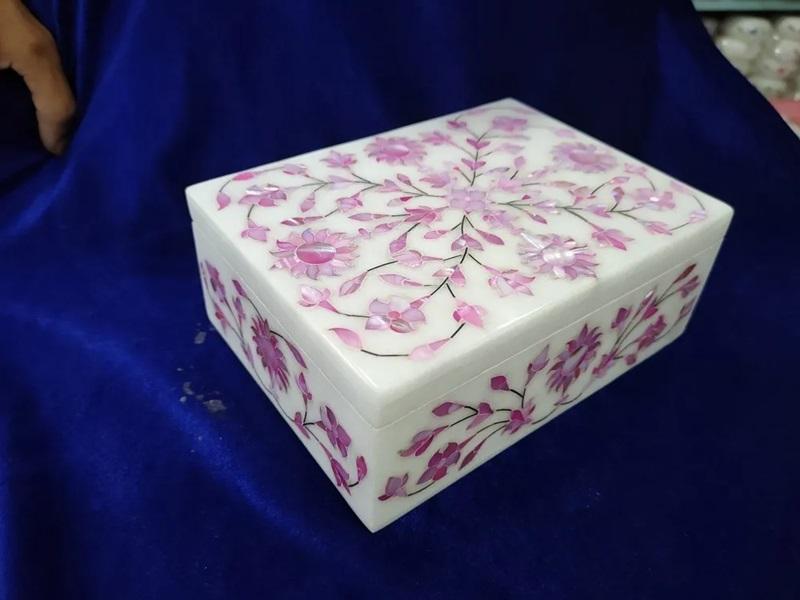 As a Show in Picture