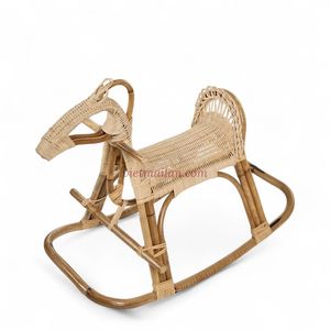 Fauteuil à bascule pour enfants en rotin naturel fait à la main avec une forme d'animal ludique - Product Image 6