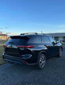 รถยนต์มือสอง ปี 2023 รุ่น Highlander XLE Sport พวงมาลัยซ้าย SUV เบาะหนัง 8 ที่นั่ง - Product Image 6