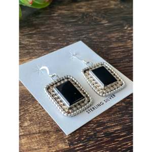 Navajo Handcrafted Onyx and Sterling <b>Silver</b> <b>Necklace</b> <b>Set</b> - Product Image 4