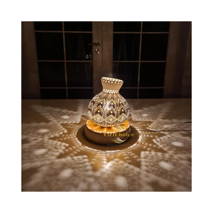 Lámpara de calabaza natural hecha a mano con calabaza secada al sol para un diseño de iluminación interior único - Product Image 3