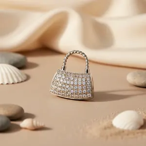 Colgante de Candado de Plata con Circonita Cúbica para Mujer, Joyería de Cristal - Product Image 1