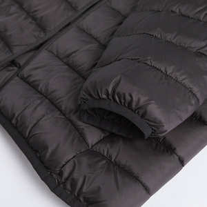 Best Quality <b>Long</b> Sleeve Oversize Padding Winter Coat Puffer <b>Jacket</b> for <b>Men</b> Hot Sale Solid Color Hooded Winter <b>Jacket</b> - Product Image 4