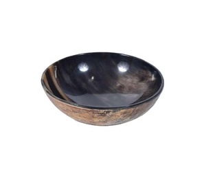 Bol à salade et à fruits vintage en corne de buffle sculptée, vaisselle indienne en corne, idéal pour les cadeaux d'affaires - Product Image 1