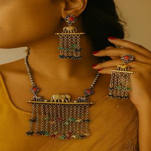 Ensemble de bijoux oxydé traditionnel de luxe Navratri pour femmes pour les célébrations de Garba Dandiya avec des colliers de mode élégants - Product Image 1